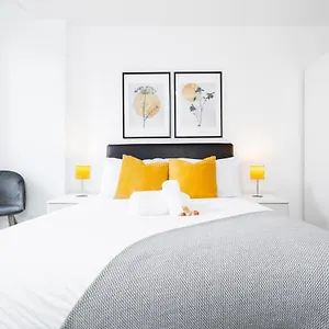  Apartment Opulent 2 Bedroom City Centre